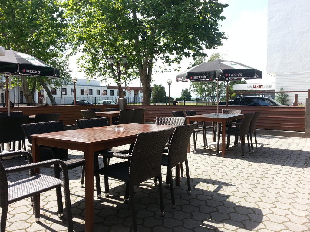 Adam Apartmanhaz Siofok Bagian luar foto