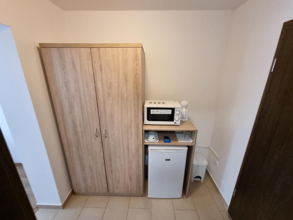 Adam Apartmanhaz Siofok Bagian luar foto