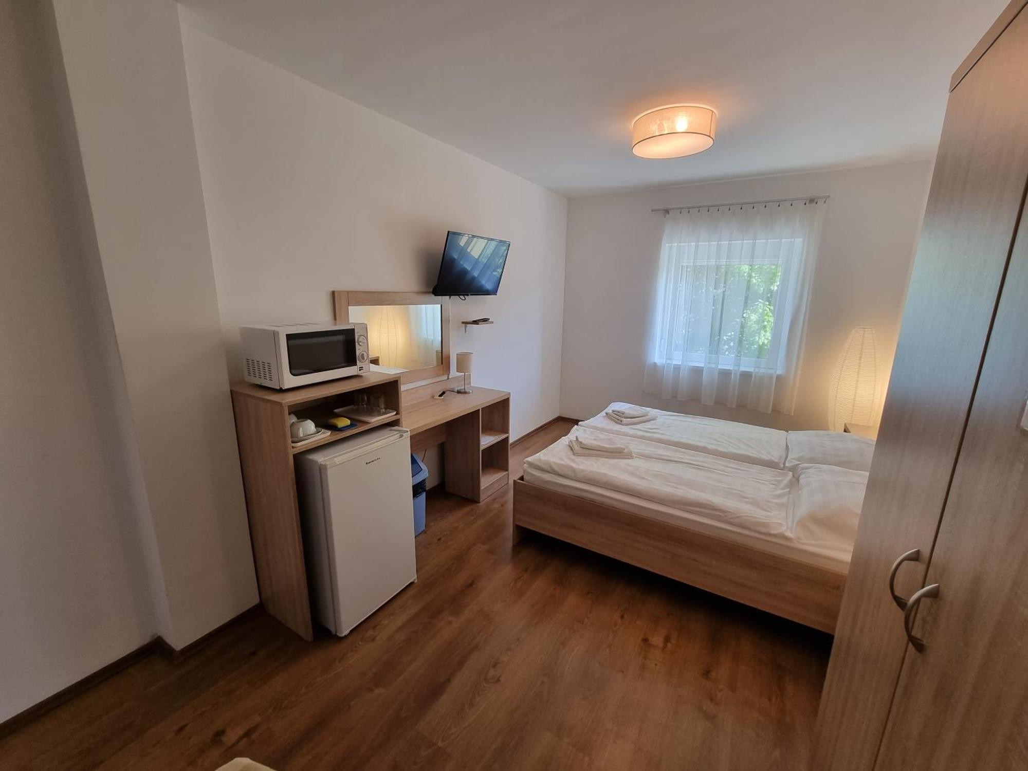 Adam Apartmanhaz Siofok Ruang foto