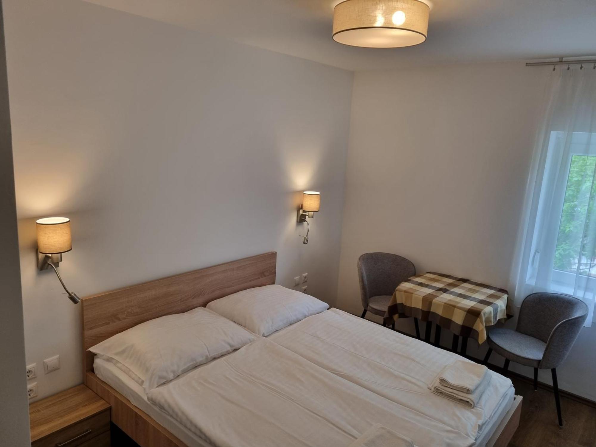 Adam Apartmanhaz Siofok Ruang foto